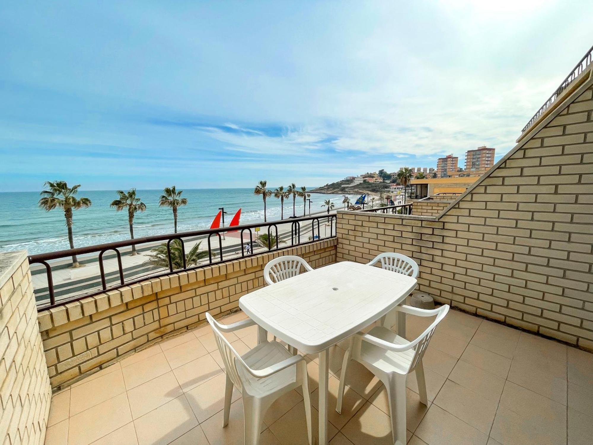 Apartamentos Oropesa Primera Linea 3000 โอโรเปซาเดลมาร์ ภายนอก รูปภาพ