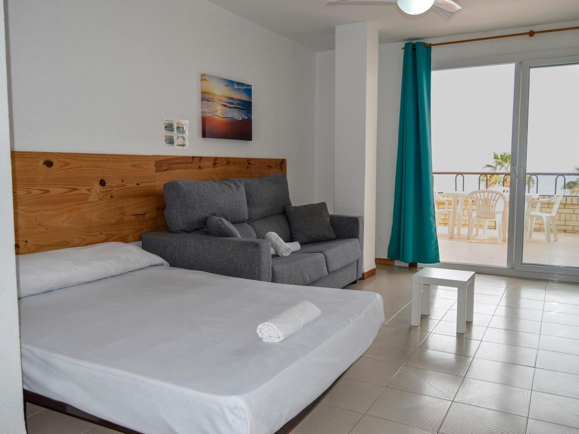 Apartamentos Oropesa Primera Linea 3000 โอโรเปซาเดลมาร์ ภายนอก รูปภาพ