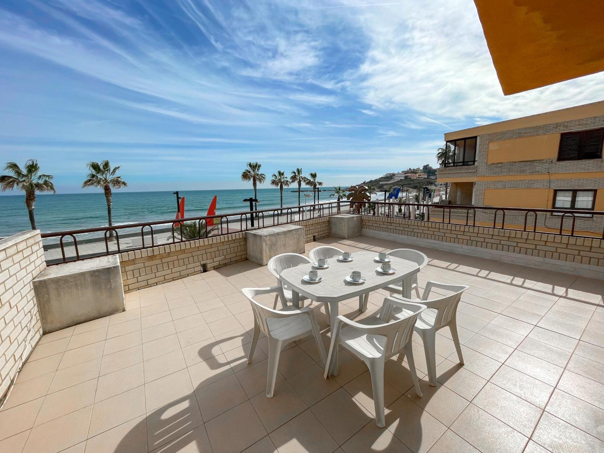 Apartamentos Oropesa Primera Linea 3000 โอโรเปซาเดลมาร์ ภายนอก รูปภาพ