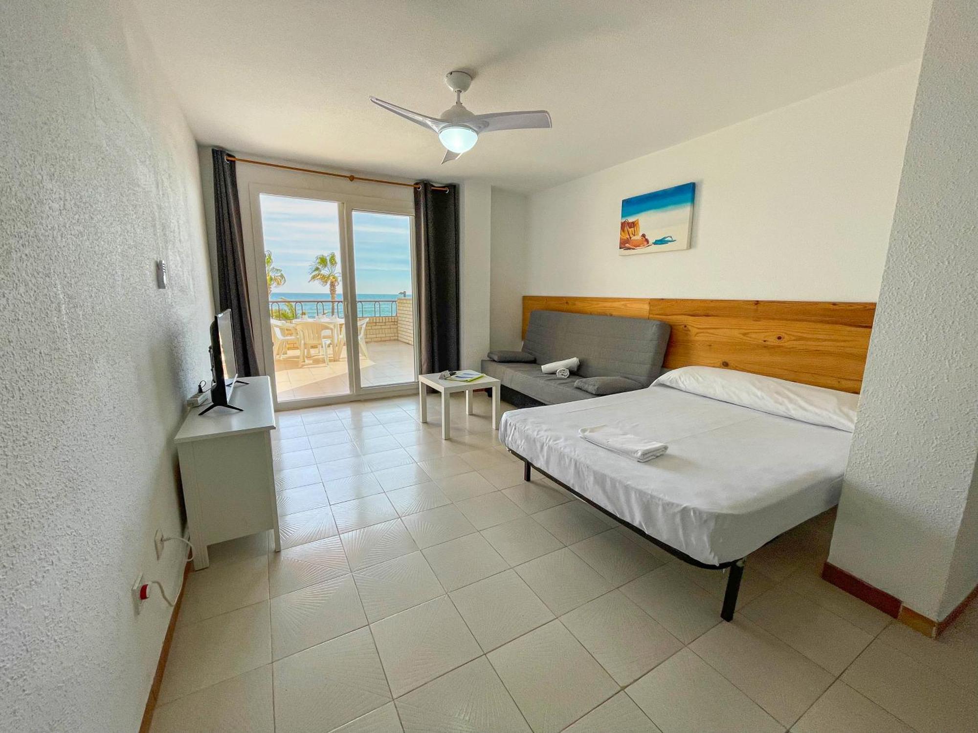 Apartamentos Oropesa Primera Linea 3000 โอโรเปซาเดลมาร์ ภายนอก รูปภาพ